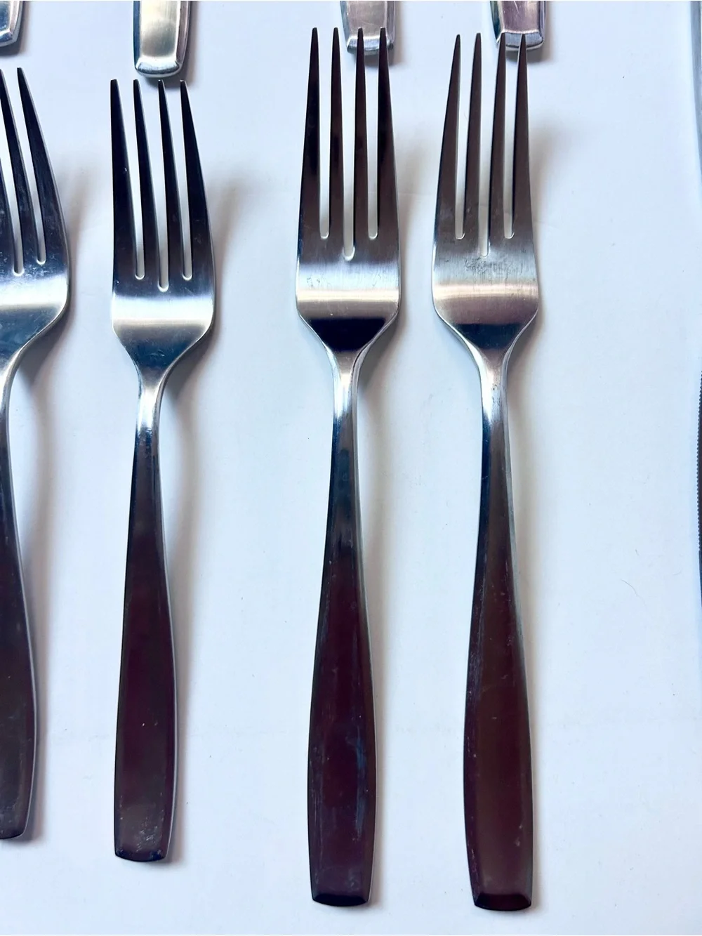 Hampton Forge Signature 18/10 Stainless Steel Flatware 17 Piece Set